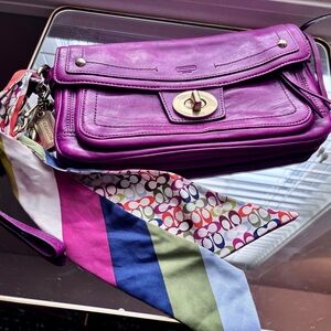 Vintage magenta Coach Women's Clutch